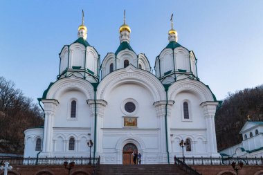 SVYATOGORSK, UKRAINE - 30 Ekim 2021: Bu Svyatogorsk Lavra 'nın Varsayımının Katedrali.