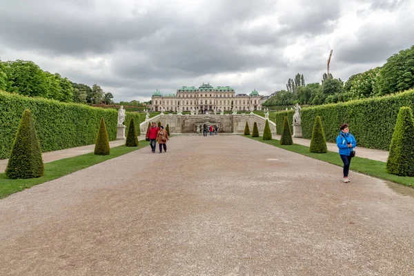 Vídeň Rakousko Května 2019 Jedná Centrální Uličku Palácového Komplexu Belvedere — Stock fotografie