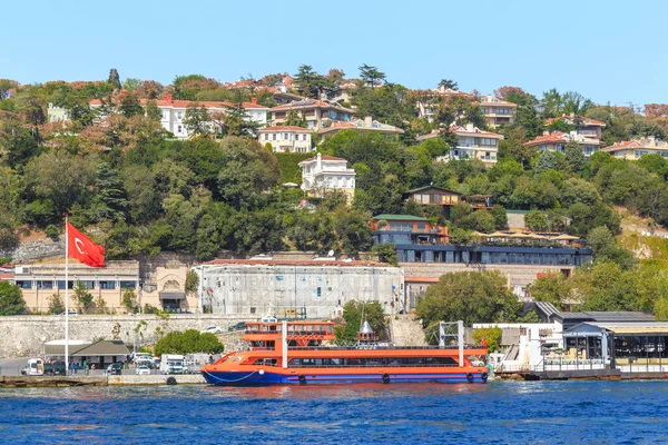 Istanbul Turkey Wrzesień 2017 Jest Molo Miejskie Ortakoy Moście Bosfor — Zdjęcie stockowe