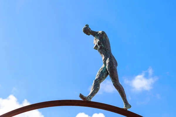 Etretat France September 2019 Fragment Modern Sculpture Circle Life Etretat — Stock Photo, Image