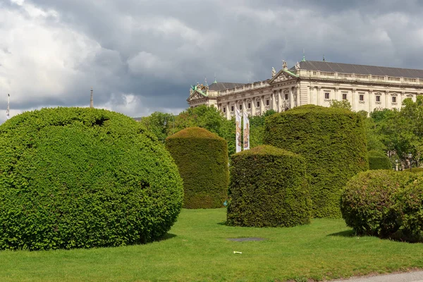 Vídeň Rakousko Května 2019 Jedná Topiary Park Náměstí Marie Terezie — Stock fotografie