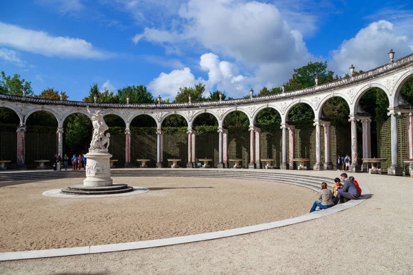 Versailles Francia Septiembre 2019 Este Bosquet Colonnade Parque Versalles —  Fotos de Stock