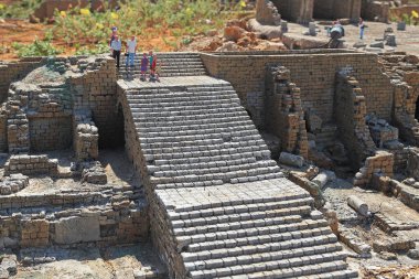 LATRUN, ISRSAEL - 18 Eylül 2017: Bu Caesarea 'daki Mini-İsrail Parkı' nda yer alan Roma hipodromunun yakın plan bir parçası..