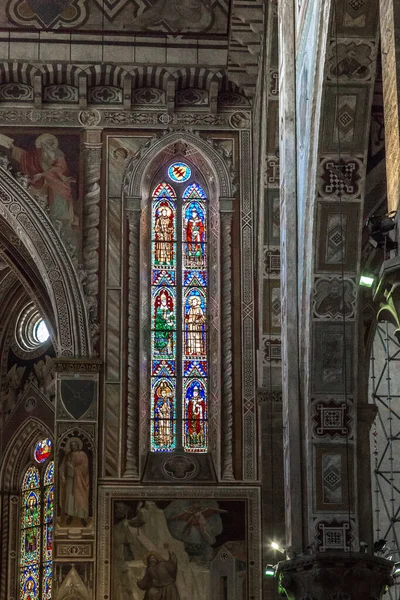 Florence Italy September 2018 One Stained Glass Windows Interior Basilica — Fotografia de Stock