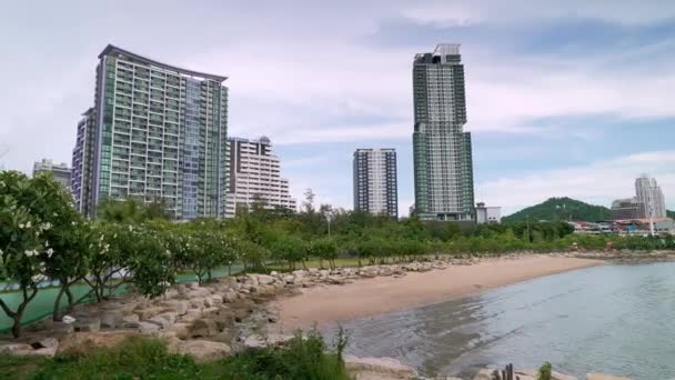 Σρι Racha Chon Buri Ταϊλάνδη Ιουνίου 2022 Παραλία Στο Δημόσιο — Αρχείο Βίντεο