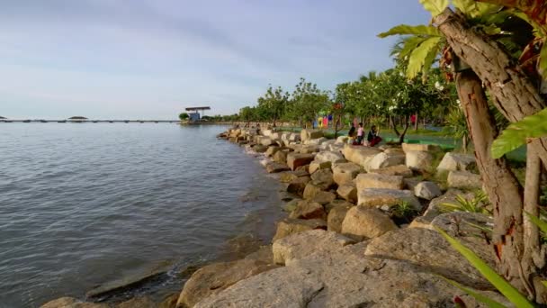 Sri Racha Chonburi Thailand June 2022 Evening View Beach Waterfront — Vídeo de Stock