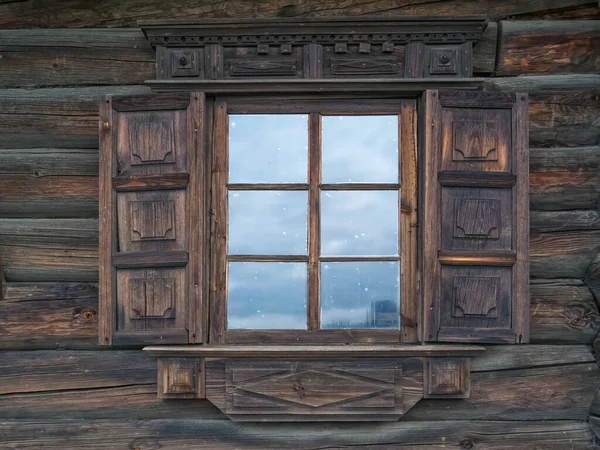 Закрытое Окно Богатого Крестьянского Деревянного Дома Острове Кижи Историческом Месте — стоковое фото