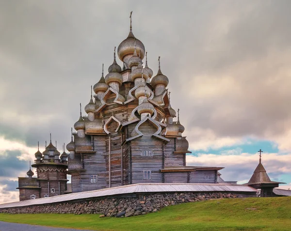 Het Kizhi Museum Een Van Grootste Openluchtmusea Rusland Met Architectonische — Stockfoto