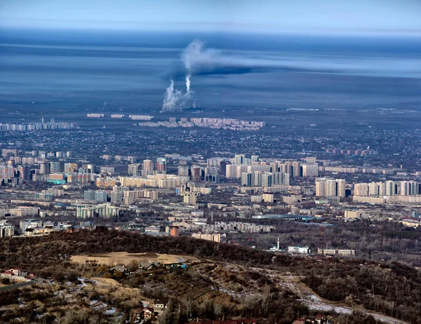 Nubes Sobre Ciudad Almaty Una Mañana Invierno — Foto de Stock