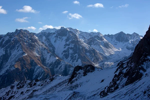 Paisaje Las Montañas Del Norte Tien Shan Almaty — Foto de Stock