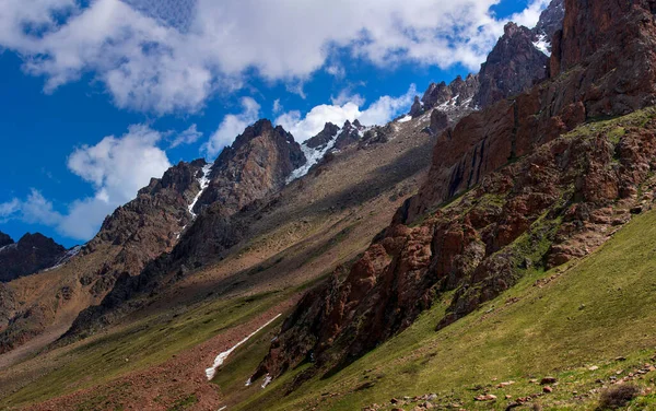 Paisagem Nas Montanhas Almaty Dia Verão — Fotografia de Stock