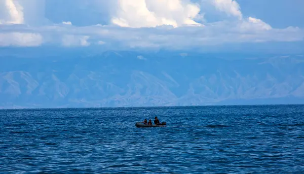 Lake Issyk Kul Mountains Kyrgyzstan — Fotografia de Stock