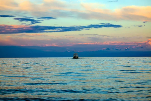 Lake Issyk Kul Mountains Kyrgyzstan — Stockfoto