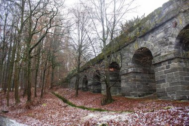 Almanya 'nın Kassel şehrinde bulunan Bergpark Wilhelmshoehe, Almanya' nın Kassel şehrinde eşsiz bir peyzaj parkı.