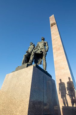 Saint-Petersburg 'da. - Rusya. 11 Kasım 2021. Zafer Meydanı 'ndaki Leningrad' ın Kahraman Savunucuları anıtının bir parçası..