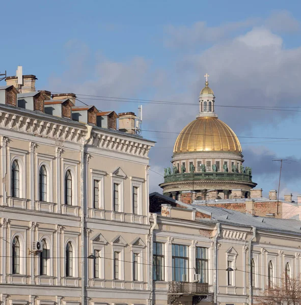 Koepel Van Isaac Cathedral Gevels Van Oude Huizen Petersburg Rusland — Stockfoto