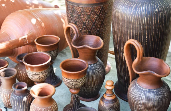 Clay Utensils Ukrainian Style Jugs Cups Goblets Amphorae Sold Market — Stock Photo, Image