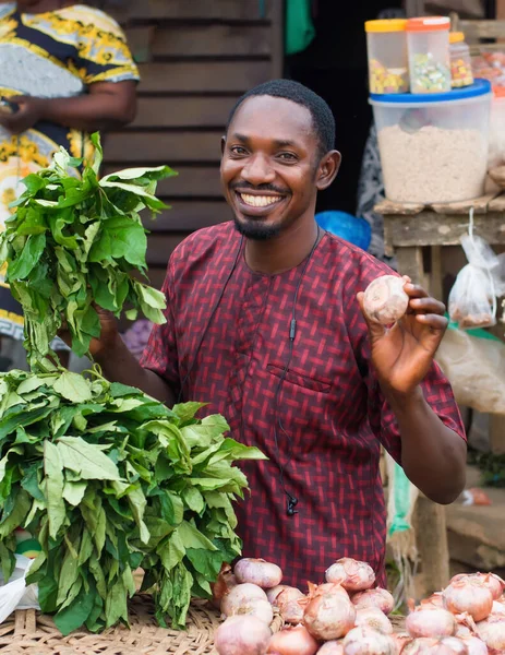 Nigerian Male Sales Person Trader Business Man Shop Owner Entrepreneur — Stockfoto