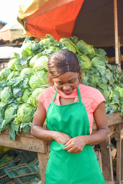 Happy African Business Woman Female Trader Wearing Green Apron Standing — Stockfoto