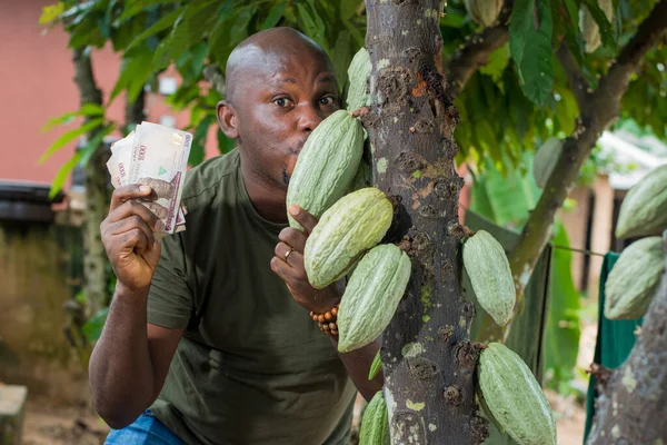 Ein Glücklicher Afrikanischer Bauer Händler Unternehmer Oder Geschäftsmann Aus Nigeria — Stockfoto