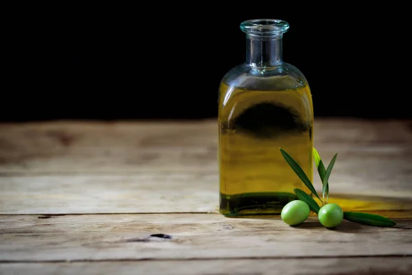 Olive Oil Olive Branch Wooden Table — Stock Photo, Image