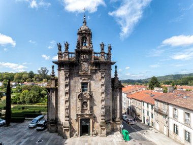 Santiago de Compostela, İspanya - 20 Ağustos 2019 Santiago de Compostela - 20 Ağustos 2019: San Fructuoso Kilisesi. Las Angustias Kilisesi (şimdi San Fructuoso Kilisesi), Lucas Antonio Ferro Caaveiro 'nun eseridir.