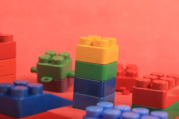 Пластикові Іграшкові Блоки Білому Тлі — стокове фото