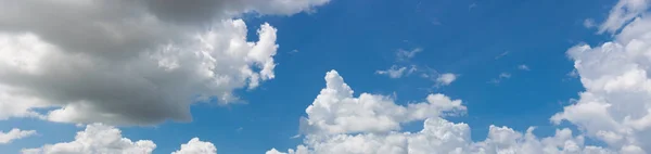 Panoramahimmel Und Wolke Schöner Hintergrund — Stockfoto