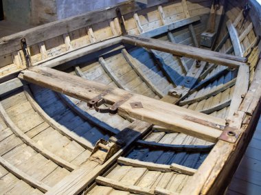 Eski altı kürekçinin yayı.