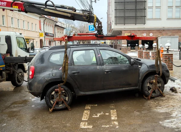 Tula Rússia Janeiro 2021 Carregando Carro Usando Reboque Com Manipulador — Fotografia de Stock