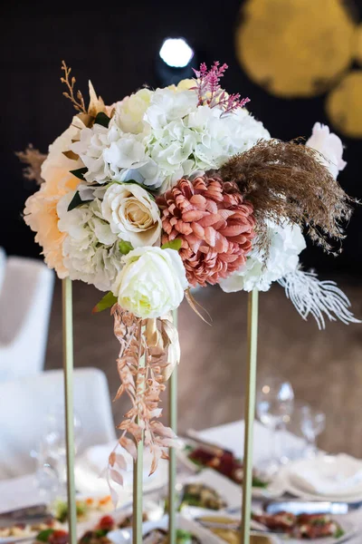 Stylishly Decorated Served Banquet Wedding Table Multi Colored Bouquet Fresh —  Fotos de Stock