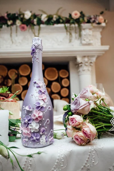 Decorative Purple Bottle Champagne Patterns Flowers Candles Flowers Festive Table — Stock Photo, Image