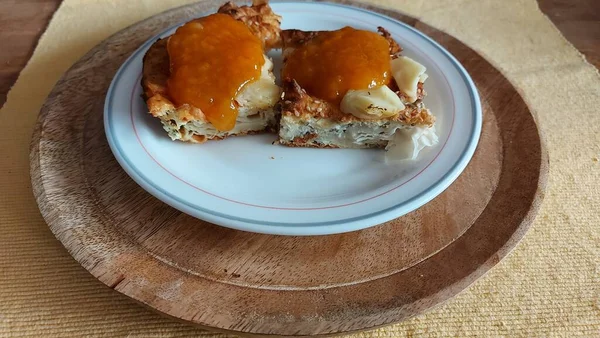 Orientalischer Käsekuchen Milchteigplatte Vorhanden Kann Mit Marmelade Gegessen Werden Essen — Stockfoto