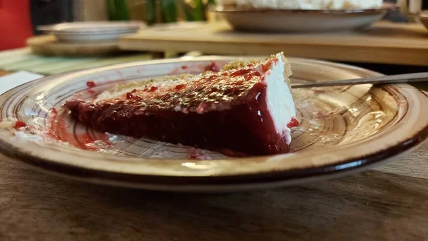 Cheesecake Delizioso Dessert Alla Frutta Ripieno Viene Fornito Con Ricotta — Foto Stock