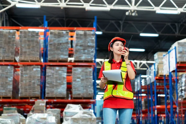 Engineering Technician Worker Operating Machine Warehouse Using Walkie Talkie Manual Royaltyfria Stockfoton