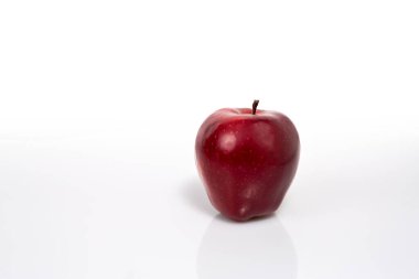 a red apple photograph made in photography studio
