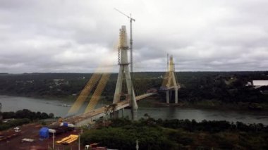 Uluslararası Entegrasyon Köprüsü inşaatı - Brezilya x Paraguay - Haziran 07, 2022. Yüksek kalite fotoğraf