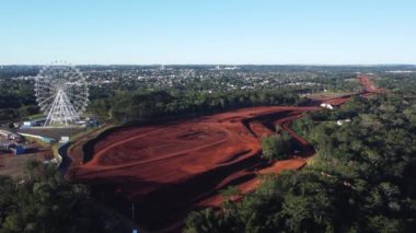Uluslararası Entegrasyon Köprüsü inşaatı - Brezilya x Paraguay - 29 Haziran 2022. Yüksek kalite 4k görüntü