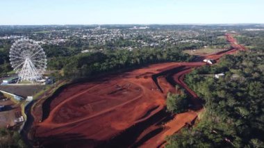 Uluslararası Entegrasyon Köprüsü inşaatı - Brezilya x Paraguay - 29 Haziran 2022. Yüksek kalite 4k görüntü