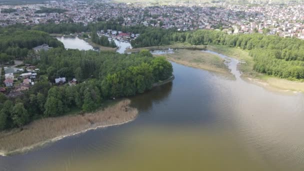 Panorama Augustowa Drona Widok Kanalu Augustowskiego Plywajacych Nim Statkow Wycieczkowych — Vídeo de stock