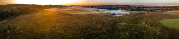 Gün Doğumunda Suprasl Nehri Üzerinde Sabah Sisi — Stok fotoğraf