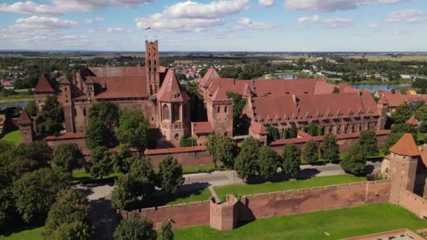 Utsikt Från Drönaren Vid Det Medeltida Teutonic Slottet Malbork Nogat — Stockvideo