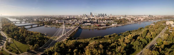 Vista Aérea Soleado Día Otoño Centro Varsovia Rascacielos Centros Financieros —  Fotos de Stock