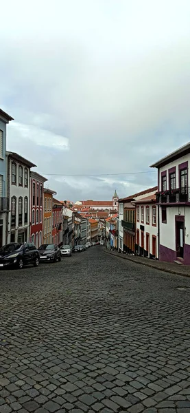 Városkép Terceira Szigetről Felhős Időben Autó Számok Reklám Zárva Van — Stock Fotó