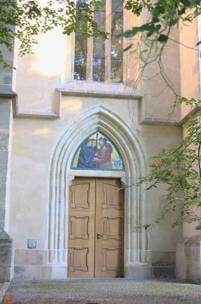 Ușă Veche Din Lemn Biserica Din Praga — Fotografie, imagine de stoc