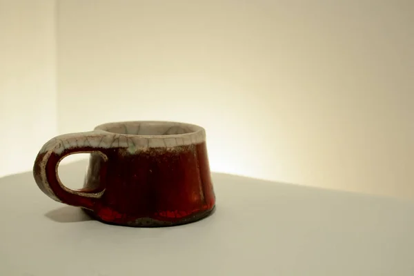 Porselenli antika bardak, el yapımı. Kahve takımı.