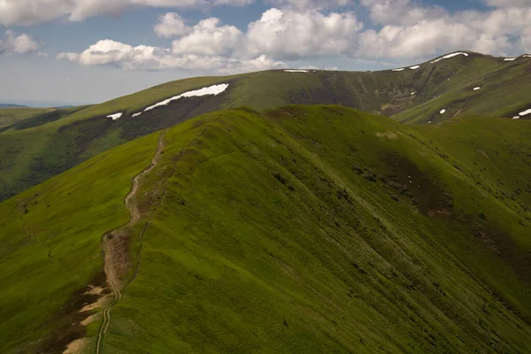 Mountain Path Green Hill Goes Top — Stock Photo, Image