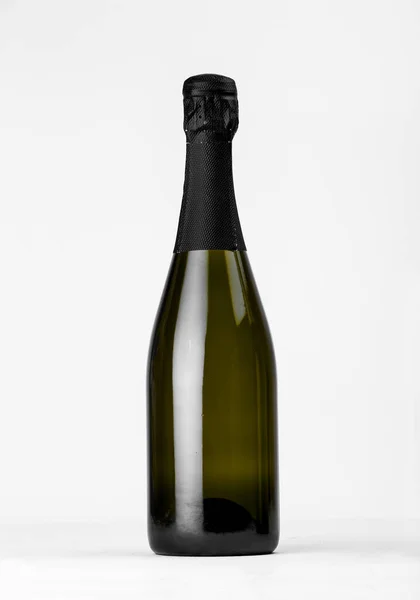 Bouteille Champagne Isolée Avec Capuche Couleur Pour Concept Étiquette Outils — Photo