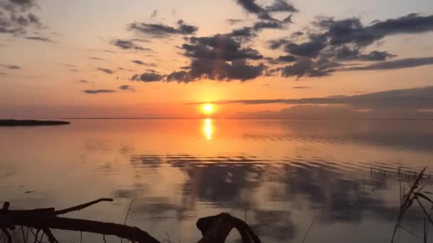 Timelapse Puesta Sol Lago — Vídeos de Stock