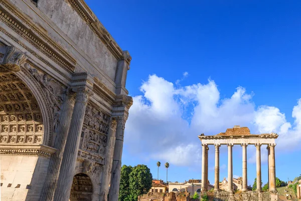 Roma Talya Daki Mparatorluk Fora Septimius Severus Zafer Kemerinin Görüntüsü — Stok fotoğraf